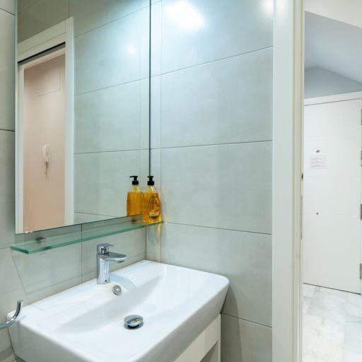 Coqueto Apartamento Para Descubrir Sevilla 外观 照片